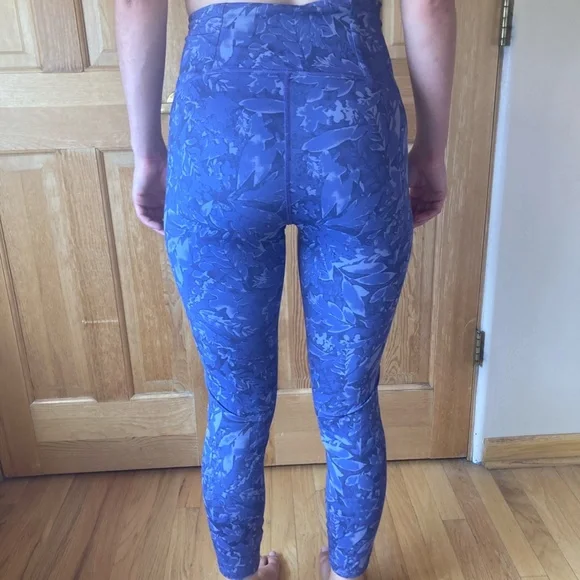 REI Leggings size medium - Picture 3 of 6